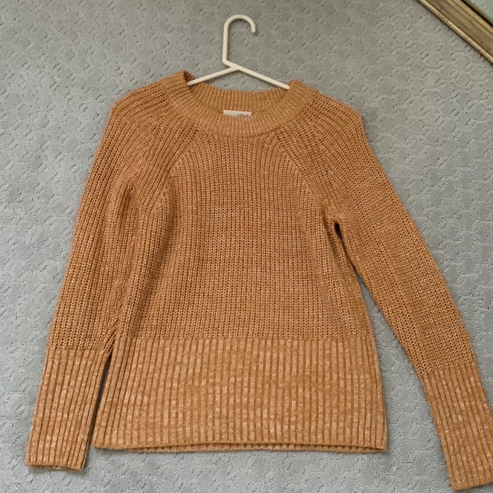 Universal Thread sweater, size x small